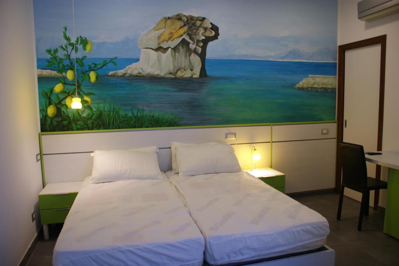 B&B Isole - Rione Alto Неаполь Екстер'єр фото